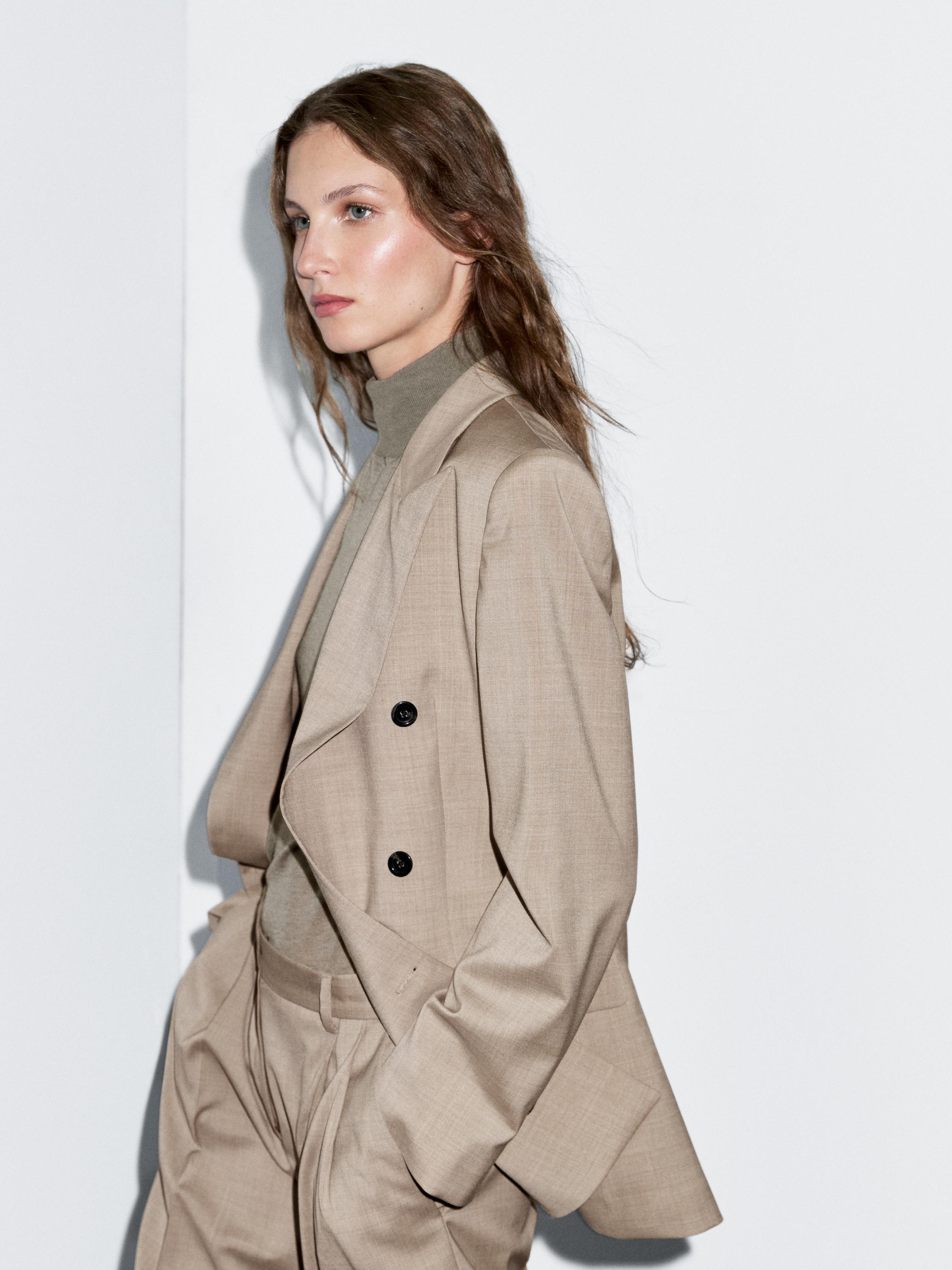 100% wool double-breasted blazer